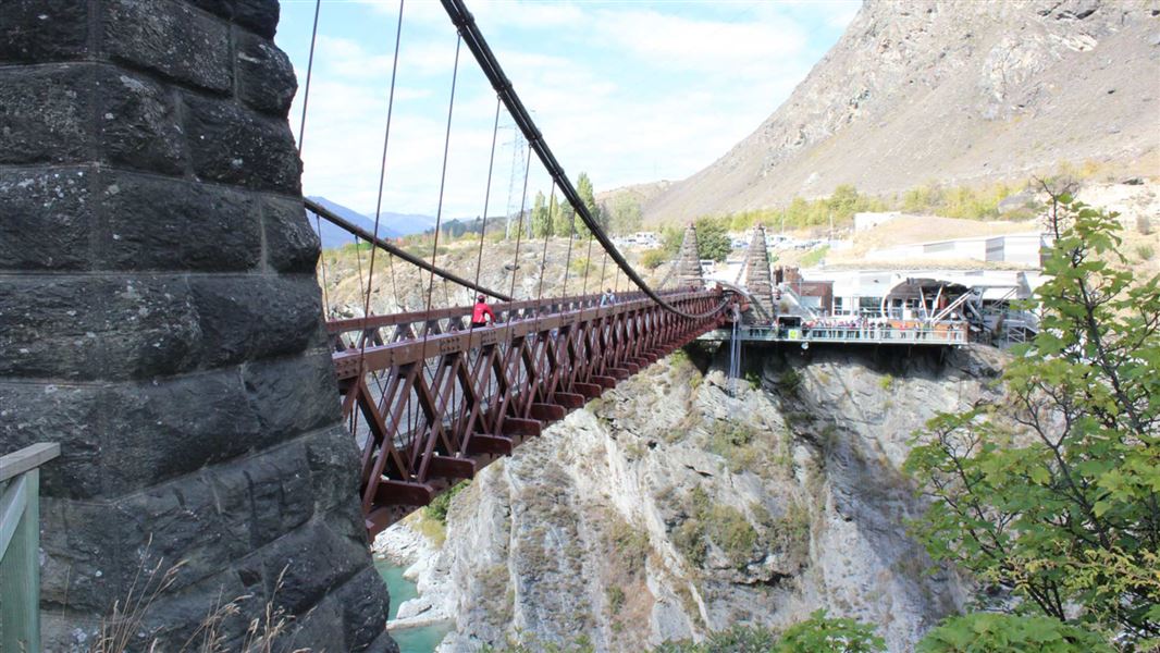 Kawarau Suspension Bridge. 