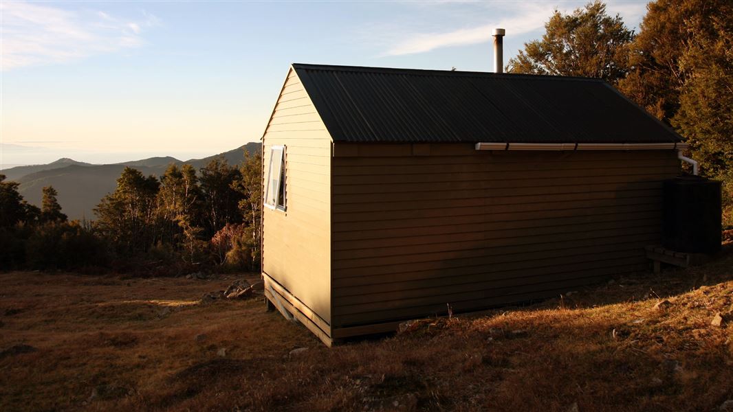 Mt Rintoul Hut. 