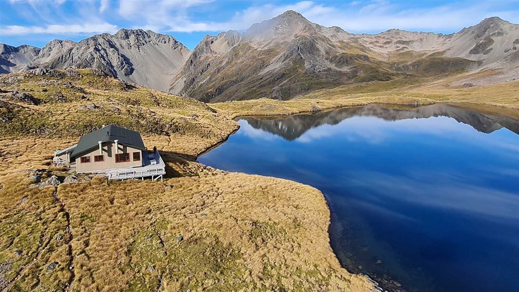 Angelus Hut in summer. 