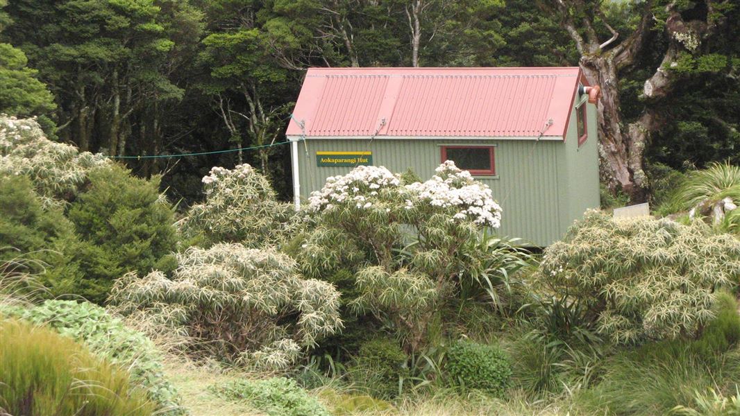 Aokaparangi Hut. 