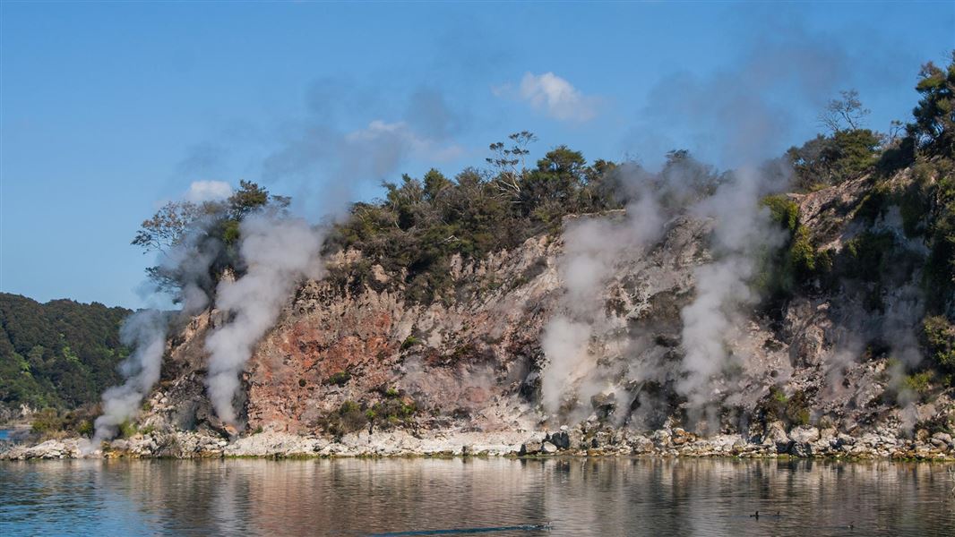 Geothermal activity, Lake Rotomahana. 