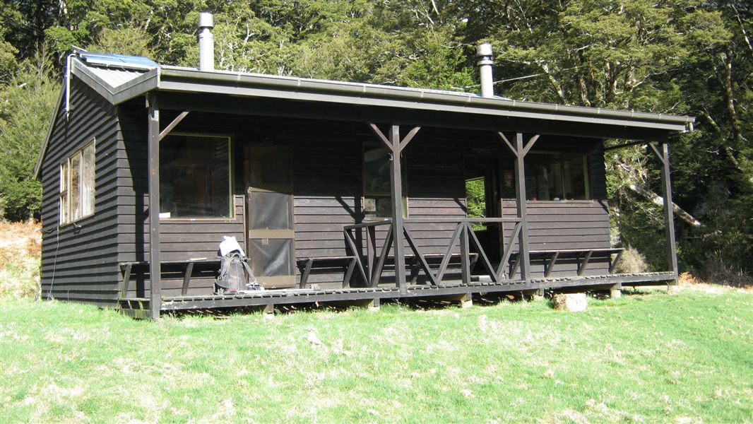 Kerin Forks hut.