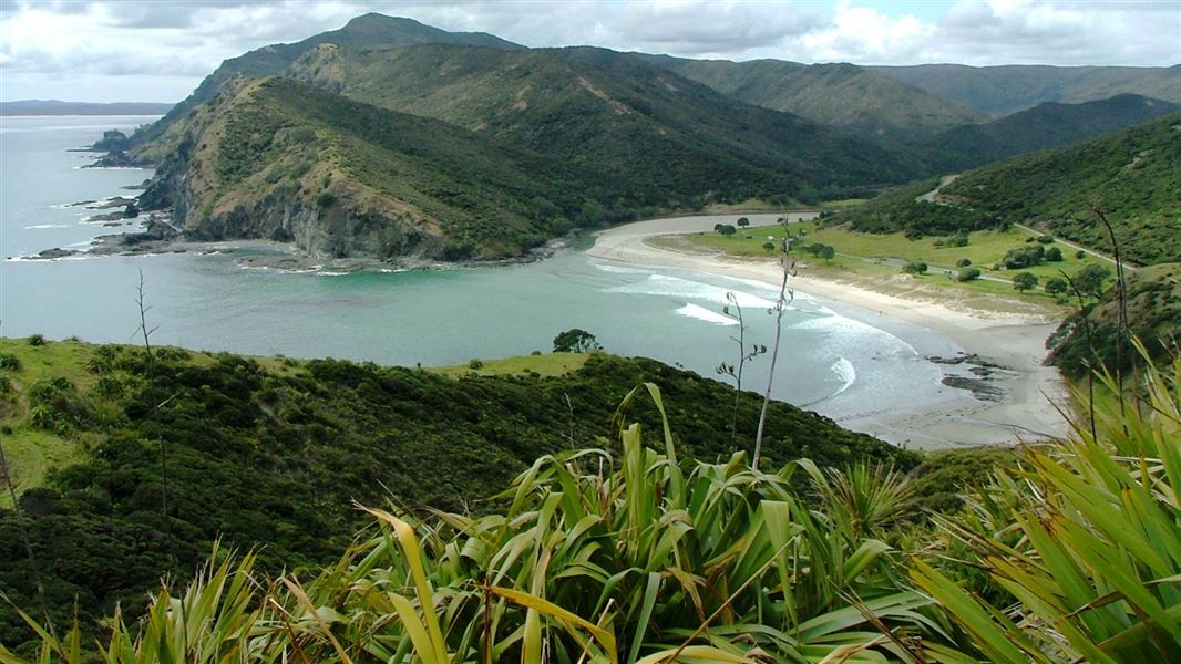 Looking towards Tapotupotu Campsite,