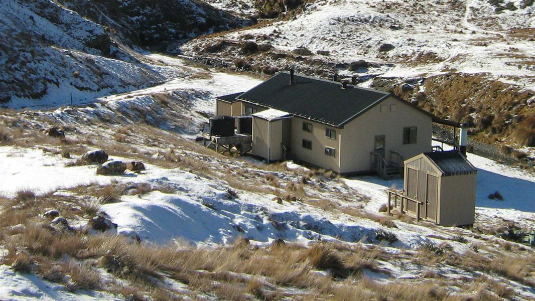 Woolshed Creek Hut. 