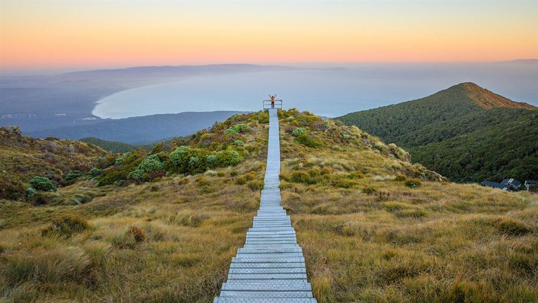 Hump Ridge lookout. 