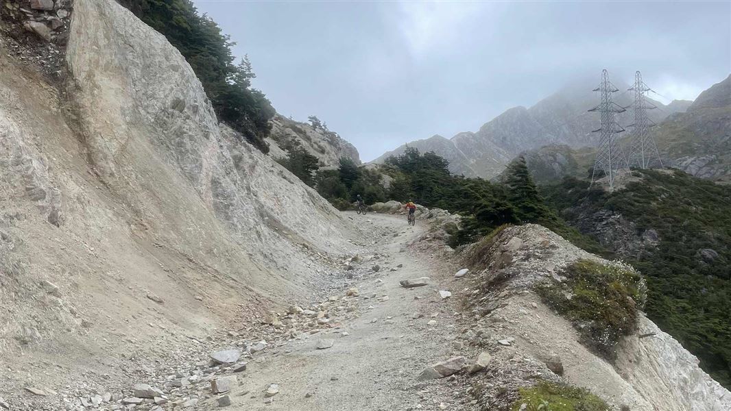 Percy Pass: Lake Monowai/Borland Road area, in Fiordland National Park